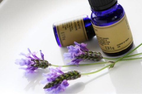 {C7FE6D28-557A-43C5-90B1-7AB8B8E190B2}